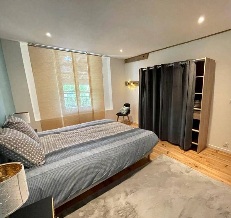 chambre 3 à l'étage